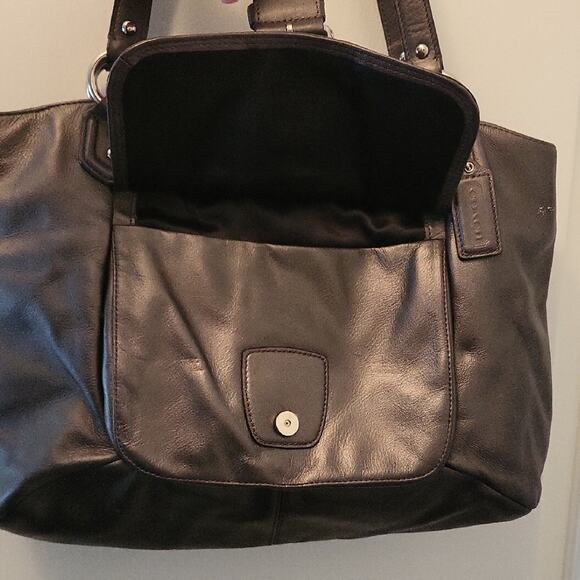 Coach Platinum Gray Leather Shoulder Bag Purse Tote with Buckle F24961 - Picture 5 of 16